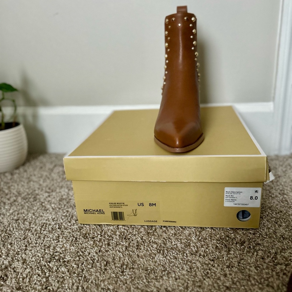Michael Kors Tan Studded Leather Boots sz 8M. Price $90